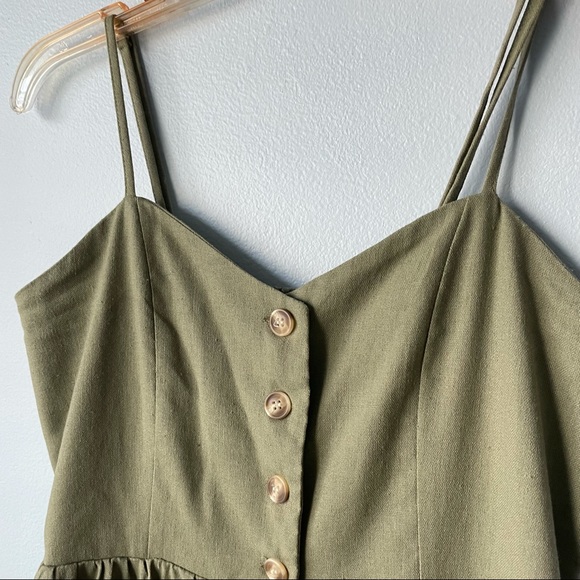 Green Summer Dress - Picture 3 of 5